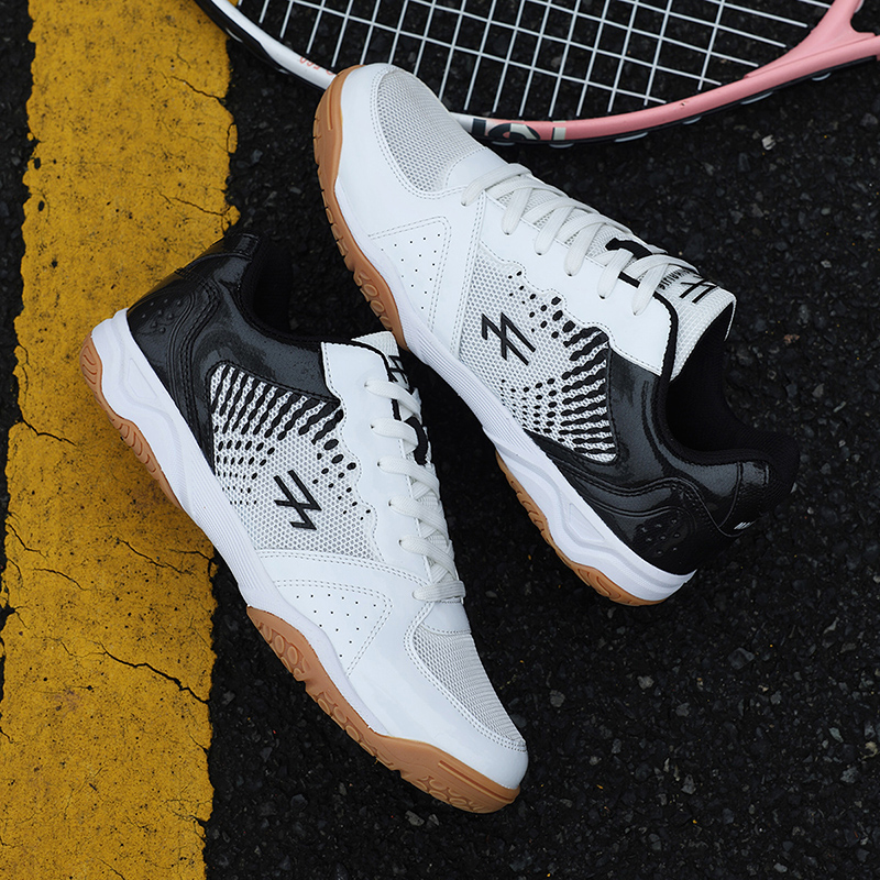 Scarpe da tennis professionali - Outdoor Sport Court recensione e prezzo