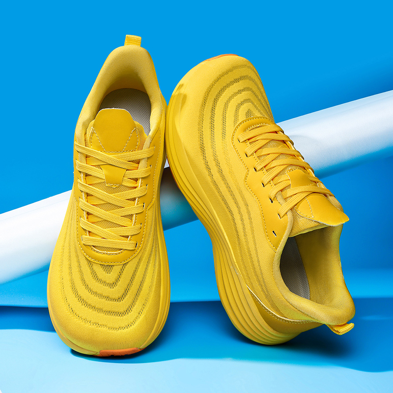 Scarpe da Corsa Uomo a Punta L - Outdoor Sport Court recensione e prezzo