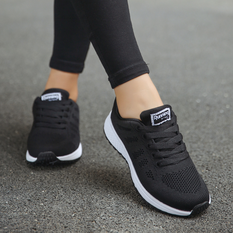 2023 Sneakers estive all'apert - Outdoor Sport Court recensione e prezzo